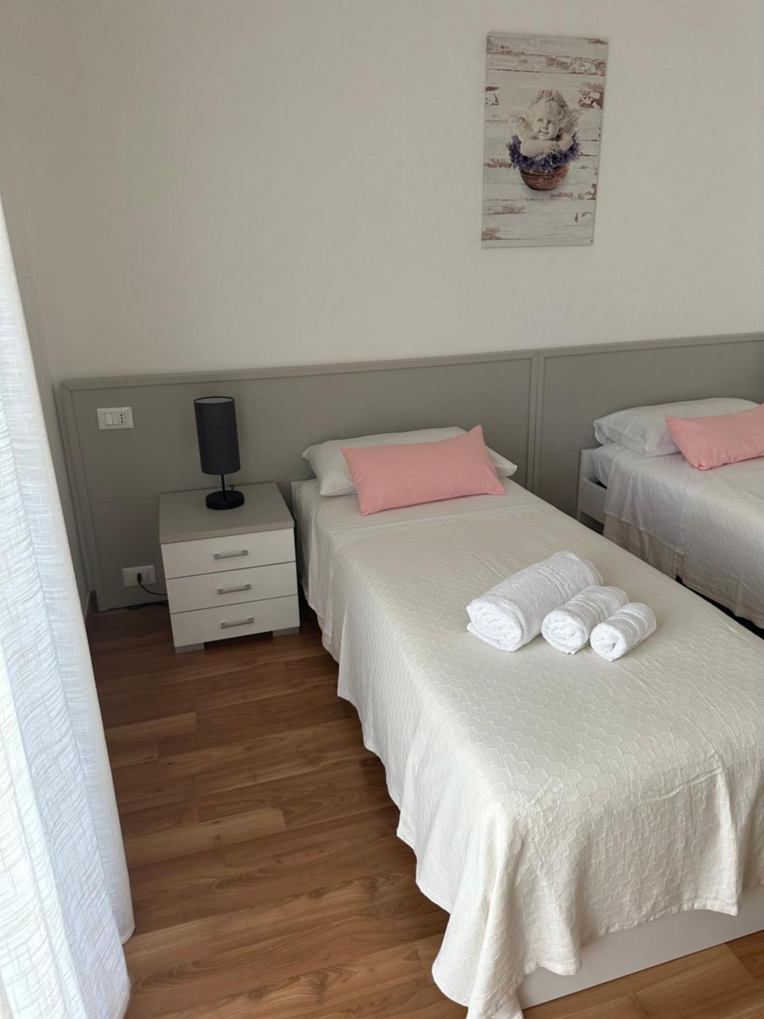 Bnb Nuova Vita 帕奥拉 外观 照片