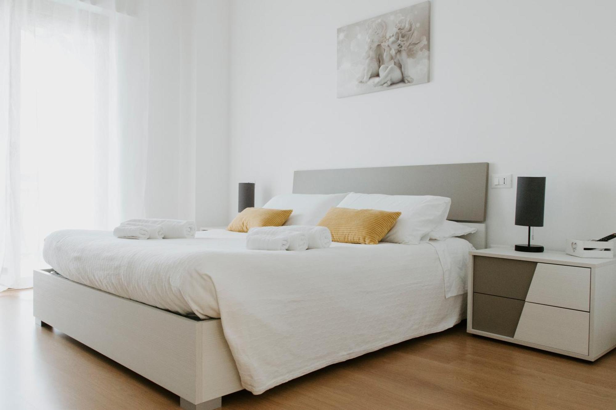 Bnb Nuova Vita 帕奥拉 外观 照片